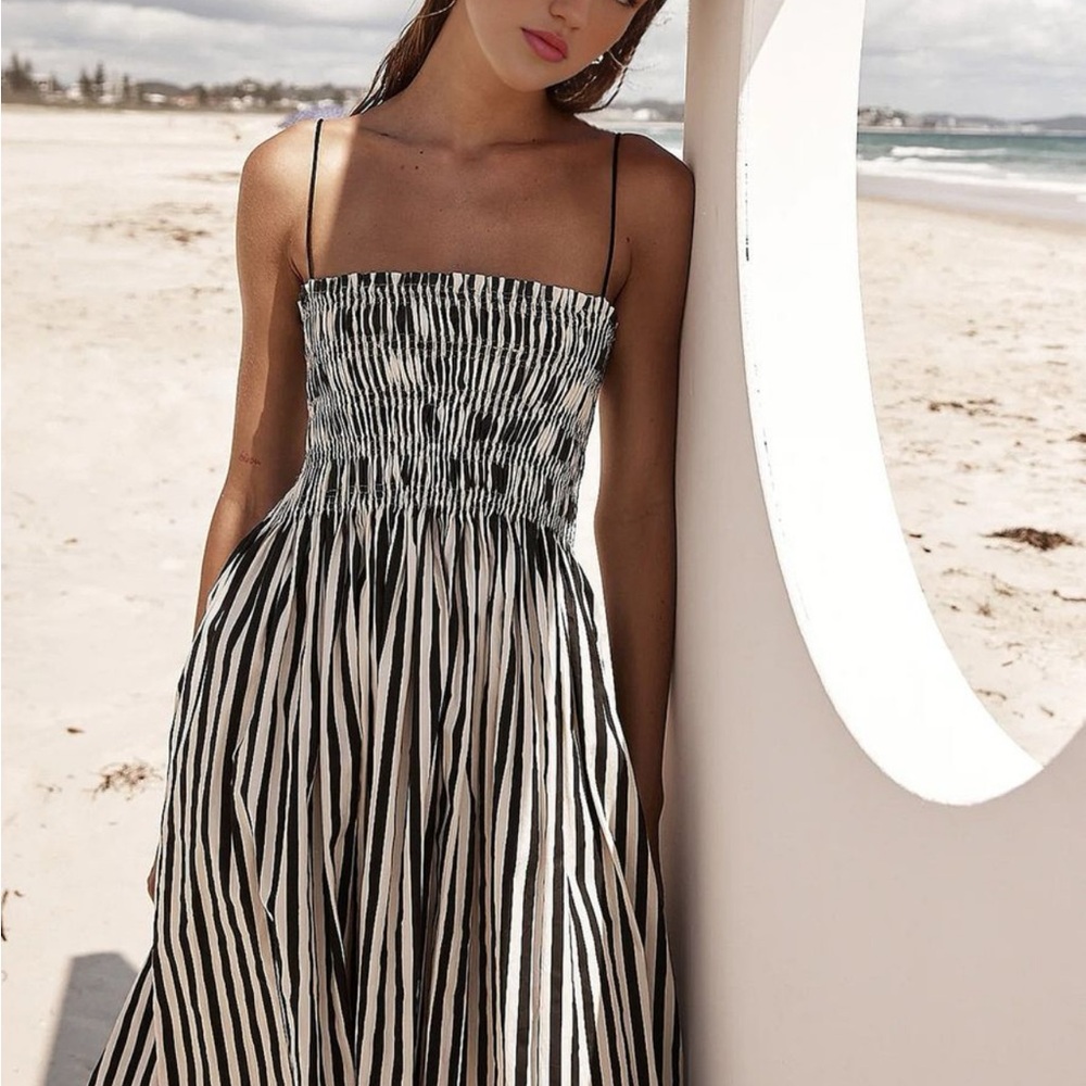 Commense Monochrome Striped Midi Dress - Picture 4 of 5